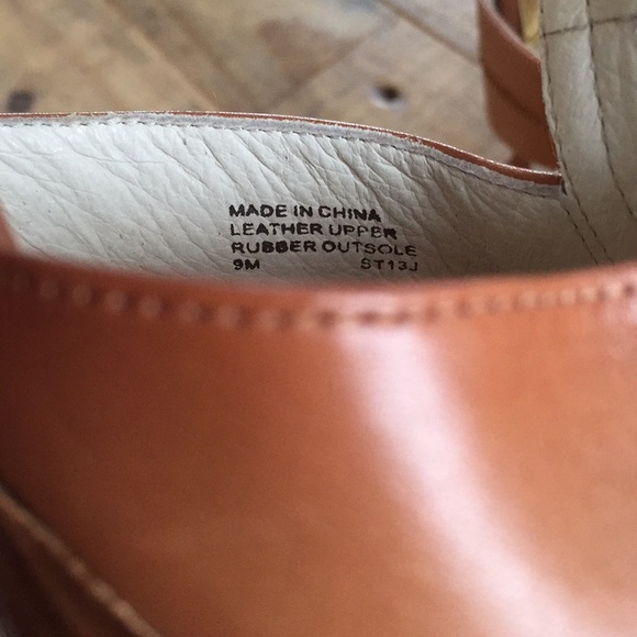 New Listing💋Michael Kors Tan Heels - Picture 6 of 7